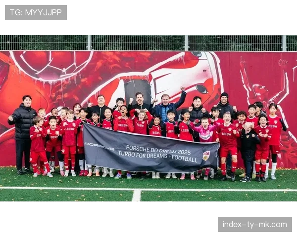 德甲俱乐部联合举办“足球无障碍”活动,服务残疾球迷群体 德甲俱乐部联合举办“足球无障碍”活动,服务残疾球迷群体